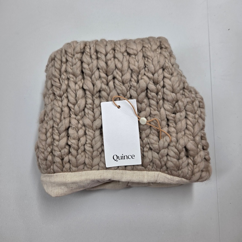 NWT QUINCE Chunky Hand Knit Wool Pillow Cover 6159 - Picture 4 of 8